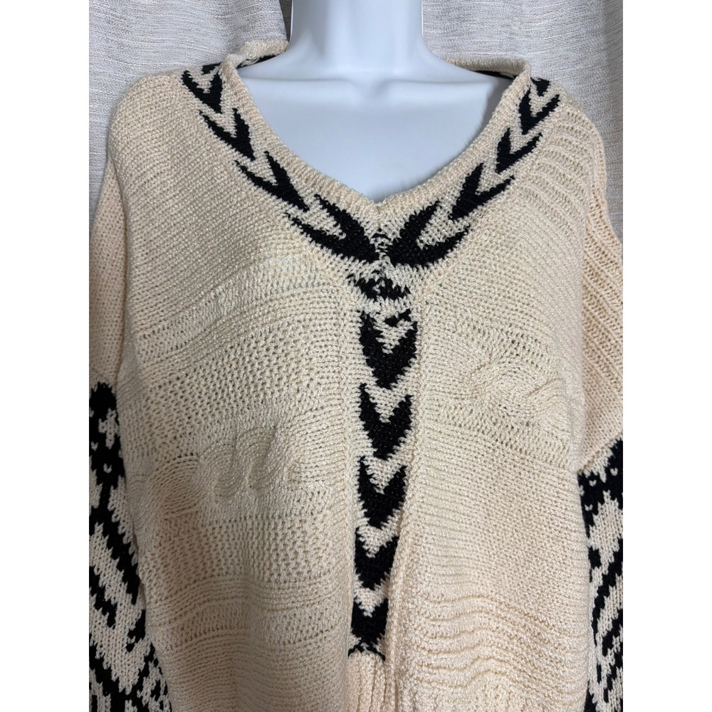 POL Clothing Women Cream Black Tribal Geometric Knit V-Neck Sweater BST217A Med - Picture 3 of 6